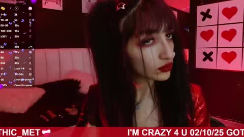 Meredith Alessandra online show from October 3, 2025, 4:31 am