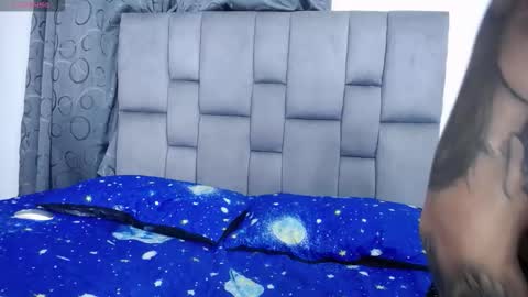 Snapshot of grace_and_shawn chatting on October 24, 2025, 9:49 am grace_and_shawn online show from October 24, 2025, 9:49 am