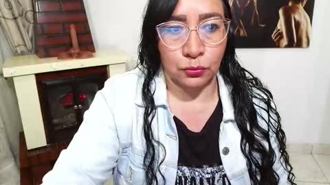 Snapshot of grace_mature_milf chatting on November 22, 2025, 10:25 am grace_mature_milf online show from November 22, 2025, 10:25 am