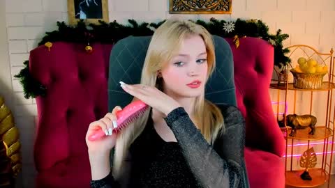 Snapshot of graceglamour chatting on December 30, 2024, 8:43 am Grace Glamour online show from December 30, 2024, 8:43 am