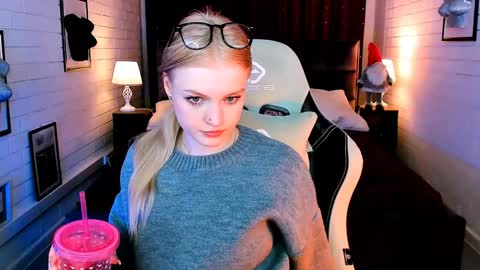 Snapshot of graceglamour chatting on January 14, 2025, 11:31 am Grace Glamour online show from January 14, 2025, 11:31 am