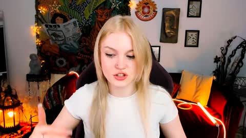 Snapshot of graceglamour chatting on January 15, 2025, 8:09 am Grace Glamour online show from January 15, 2025, 8:09 am