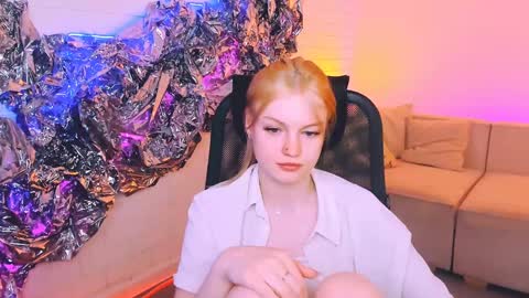 Snapshot of graceglamour chatting on January 20, 2025, 8:30 am Grace Glamour online show from January 20, 2025, 8:30 am