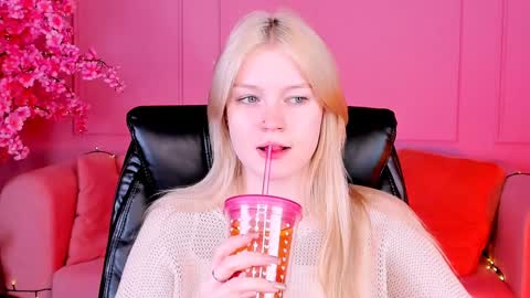 Snapshot of graceglamour chatting on February 4, 2025, 5:31 am Grace Glamour online show from February 4, 2025, 5:31 am