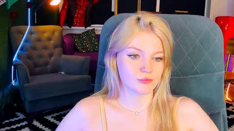 Snapshot of graceglamour chatting on February 5, 2025, 11:23 am Grace Glamour online show from February 5, 2025, 11:23 am