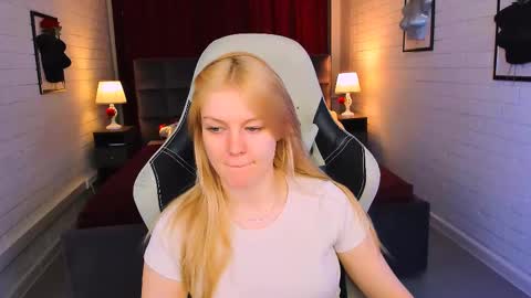 Snapshot of graceglamour chatting on February 25, 2025, 5:41 am Grace Glamour online show from February 25, 2025, 5:41 am