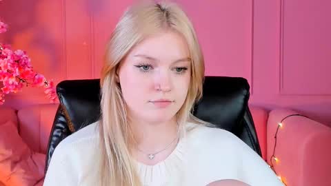 Snapshot of graceglamour chatting on February 27, 2025, 12:02 pm Grace Glamour online show from February 27, 2025, 12:02 pm