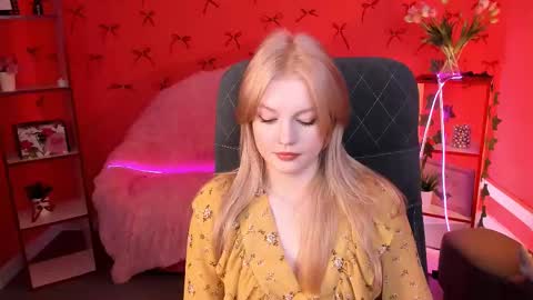 Snapshot of graceglamour chatting on March 7, 2025, 5:40 am Grace Glamour online show from March 7, 2025, 5:40 am