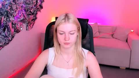 Snapshot of graceglamour chatting on September 13, 2025, 5:18 am Grace Glamour online show from September 13, 2025, 5:18 am