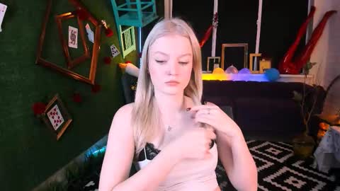 Snapshot of graceglamour chatting on October 16, 2025, 5:19 am Grace Glamour online show from October 16, 2025, 5:19 am