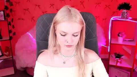 Snapshot of graceglamour chatting on November 22, 2025, 5:50 am Grace Glamour online show from November 22, 2025, 5:50 am