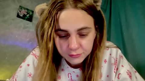 gracetorrezz online show from December 17, 2025, 6:58 pm