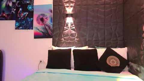 Snapshot of graceymilf999 chatting on October 22, 2025, 11:32 am Gracey Milf online show from October 22, 2025, 11:32 am