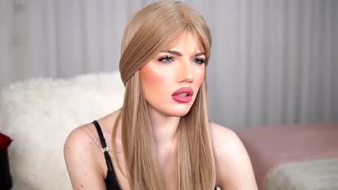 Snapshot of gracianelee chatting on December 30, 2024, 3:13 pm Grace online show from December 30, 2024, 3:13 pm