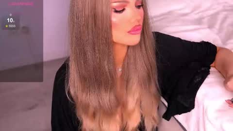 Snapshot of gracianelee chatting on October 12, 2025, 3:22 pm Grace online show from October 12, 2025, 3:22 pm