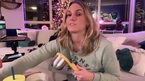 Snapshot of graciemae_baexx chatting on February 3, 2025, 12:04 am Gracie Mae online show from February 3, 2025, 12:04 am