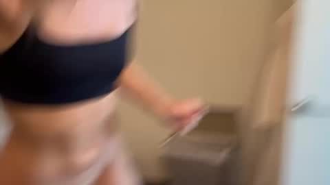 Snapshot of graciemae_baexx chatting on February 27, 2025, 6:20 pm Gracie Mae online show from February 27, 2025, 6:20 pm