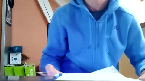 Snapshot of grandbi chatting on December 9, 2024, 1:34 pm grandbi online show from December 9, 2024, 1:34 pm