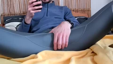 Snapshot of grandbi chatting on January 28, 2025, 1:59 pm grandbi online show from January 28, 2025, 1:59 pm