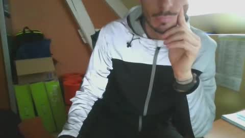 Snapshot of grandbi chatting on February 20, 2025, 2:57 pm grandbi online show from February 20, 2025, 2:57 pm