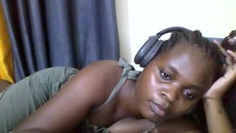 grannylover_ online show from November 14, 2025, 7:45 pm