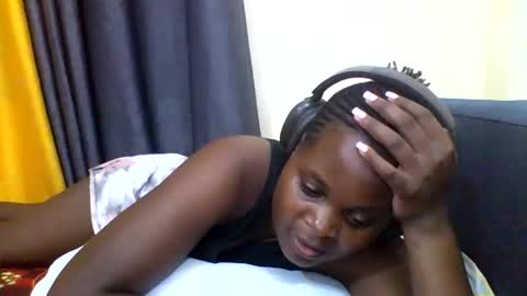 grannylover_ online show from November 27, 2025, 8:11 pm