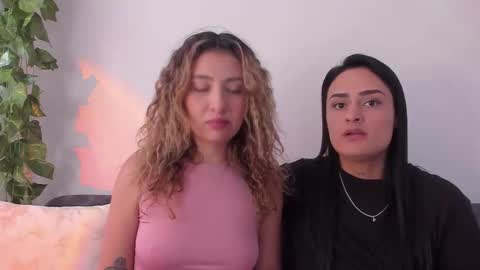 GRAVE DUO online show from October 23, 2025, 6:50 pm