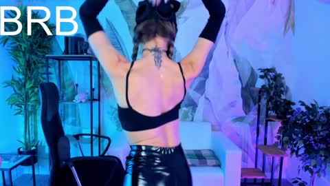 Snapshot of graycewild chatting on January 8, 2025, 2:25 pm GrayceWild online show from January 8, 2025, 2:25 pm