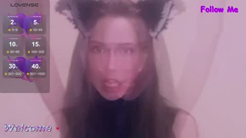 Snapshot of graycewild chatting on January 9, 2025, 2:18 pm GrayceWild online show from January 9, 2025, 2:18 pm