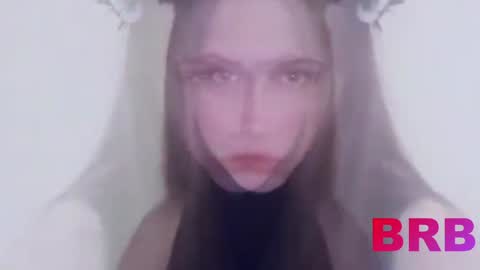 Snapshot of graycewild chatting on January 13, 2025, 2:32 pm GrayceWild online show from January 13, 2025, 2:32 pm