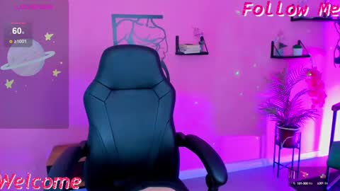 Snapshot of graycewild chatting on February 28, 2025, 11:25 am GrayceWild online show from February 28, 2025, 11:25 am