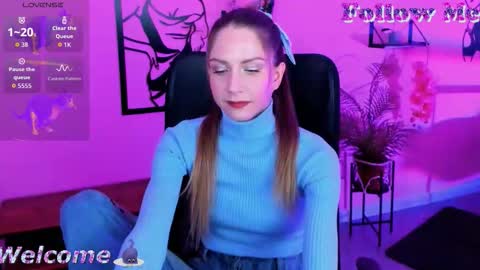 Snapshot of graycewild chatting on September 9, 2025, 8:25 am GrayceWild online show from September 9, 2025, 8:25 am