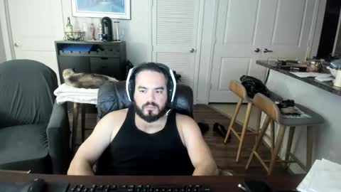 Snapshot of greasejockey88 chatting on November 17, 2025, 7:47 am greasejockey88 online show from November 17, 2025, 7:47 am