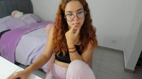 Snapshot of greciaruiz chatting on March 4, 2025, 5:56 pm GreciaRuiz online show from March 4, 2025, 5:56 pm