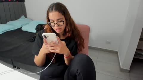 Snapshot of greciaruiz chatting on September 29, 2025, 11:42 pm GreciaRuiz online show from September 29, 2025, 11:42 pm