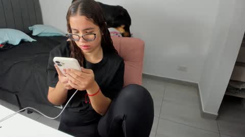 Snapshot of greciaruiz chatting on October 1, 2025, 11:22 pm GreciaRuiz online show from October 1, 2025, 11:22 pm