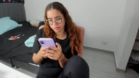 Snapshot of greciaruiz chatting on October 8, 2025, 11:13 pm GreciaRuiz online show from October 8, 2025, 11:13 pm