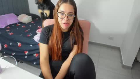 Snapshot of greciaruiz chatting on November 15, 2025, 1:36 am GreciaRuiz online show from November 15, 2025, 1:36 am