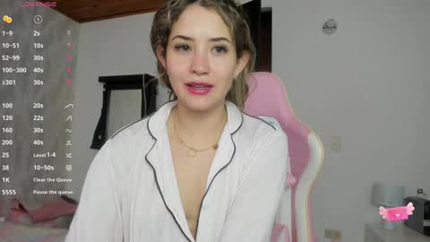 Snapshot of greeicywells chatting on February 7, 2025, 12:28 pm Greeicy online show from February 7, 2025, 12:28 pm
