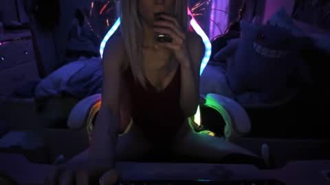 GreenEyedLovexo online show from February 15, 2025, 5:30 am