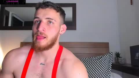 Snapshot of greeneyes_col chatting on December 3, 2024, 6:04 am Juan online show from December 3, 2024, 6:04 am