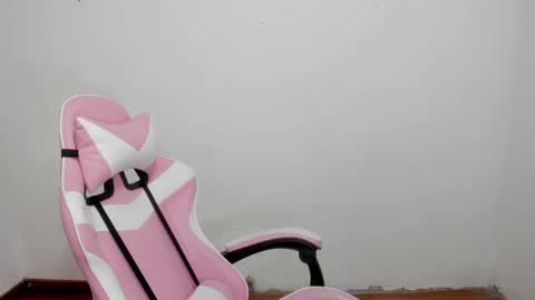 greicy_rouse online show from January 17, 2025, 1:56 pm