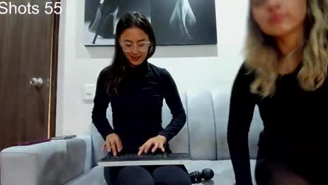 Snapshot of greta_miss chatting on March 1, 2025, 6:35 am  Emmy  online show from March 1, 2025, 6:35 am