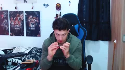 Snapshot of griego01 chatting on February 24, 2025, 4:36 pm griego01 online show from February 24, 2025, 4:36 pm