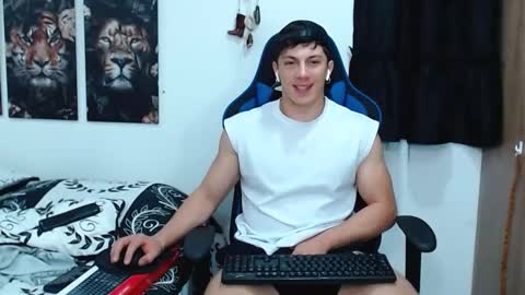 Snapshot of griego01 chatting on March 1, 2025, 1:53 am griego01 online show from March 1, 2025, 1:53 am