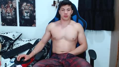 Snapshot of griego01 chatting on March 4, 2025, 9:43 pm griego01 online show from March 4, 2025, 9:43 pm