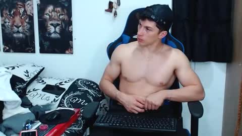 Snapshot of griego01 chatting on March 5, 2025, 7:16 am griego01 online show from March 5, 2025, 7:16 am