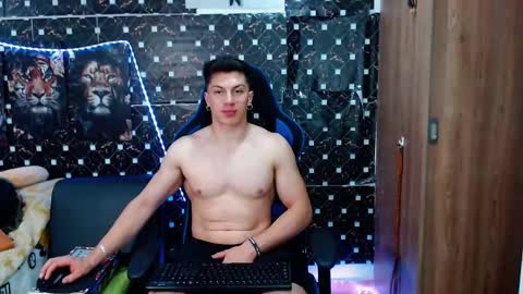 Snapshot of griego01 chatting on September 23, 2025, 6:05 am griego01 online show from September 23, 2025, 6:05 am