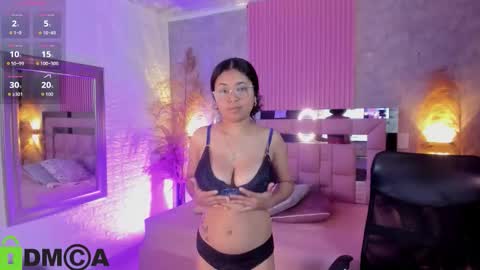 Snapshot of griselle_rousse chatting on October 18, 2025, 7:03 pm online show from October 18, 2025, 7:03 pm