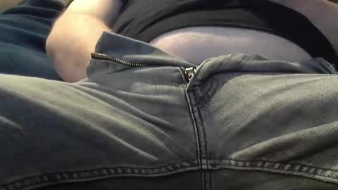 Snapshot of grrguy1 chatting on December 20, 2024, 6:19 am GrrGuy1 online show from December 20, 2024, 6:19 am